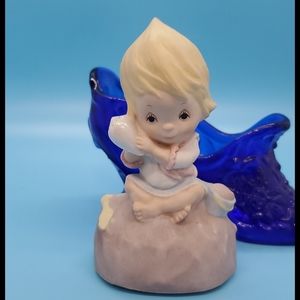 BETSEY CLARK HALLMARK Musical 'A few of my favorite things' 1985 xlnt. condition